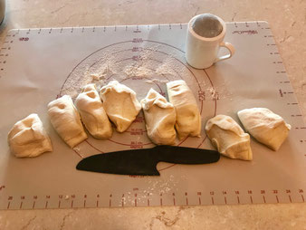 Dinkelbrötchen Semmeln mit Buttermilch in der Ofenhexe und Zauberstein Grundset vom Pampered Chef Onlineshop bestellen