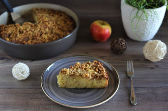 Apfelkuchen mit Walnusskruste in der Stoneware rund von Pampered Chef