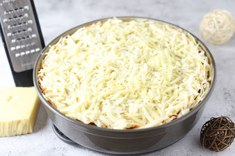 Mexikanische Chili con Carne Tortilla Lasagne aus der Stoneware rund von Pampered Chef