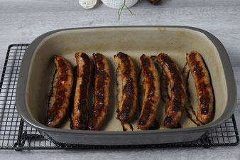 Bratwurst oder Bratwürste in der Stoneware Ofenhexe, Ofenzauberer James, Bäker oder Ofenmeister und Zaubermeister im Pampered Chef Onlineshop bestellen