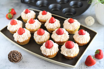 Erdbeer Cupcakes aus der Muffinform von Pampered Chef