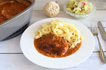 Italienischer Schweinebraten in Tomatensoße aus dem Ofenmeister im Pampered Chef Onlineshop bestellen