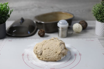 Buttermilchbrot Anton aus dem Zaubermeister oder Ofenmeister mit Streufix, Teigungterlage, Kuchengitter aus dem Pampered Chef Onlineshop