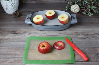Äpfel mit dem Apfelausstecher von Pampered Chef ausstechen