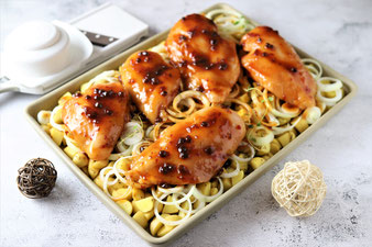 Rosmarinkartoffelnund mediterrane Hähnchenbrustfilets im Ofenzauberer oder der Ofenhexe im Pampered Chef Onlineshop bestellen