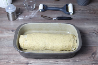 Schoko Stollen, Stollen mit Schokolade mit Teigunterlage, Teigroller, Edelstahl Strteufix, kleiner Streicher und Ofenhexe oder Ofenmeister aus dem Pampered Chef Onlineshop bestellen