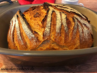 Knusperkruste Mischbrot Brot aus dem Ofenmeister oder Zaubermeister von Pampered Chef