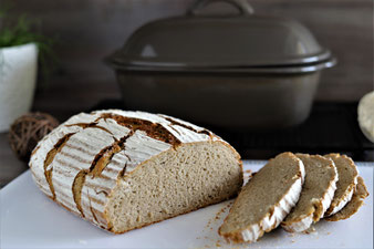 Waldstaudenroggenbrot Sauerteigbrot im Ofenmeister von Pampered Chef