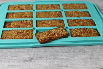Sesam Müsliriegel im Snack Maker von Pampered Chef Onlineshop bestellen