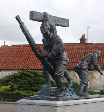 Bild: Denkmal der Chinesischen Arbeiter in Noyelles-sur-Mer