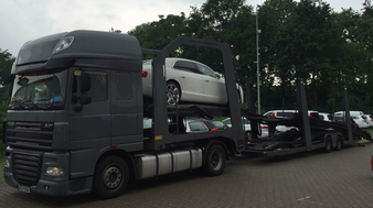 LKW,Sattelzug,Fahrzeugtransport