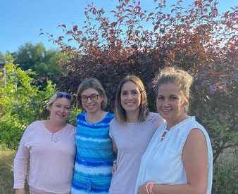 Der Vorstand des Fördervereins (Sommer 2022) von links nach rechts: Frau Borchardt, Frau Schmidt, Frau de Vries und Frau Motz