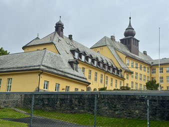 Bild: Schulgebäude