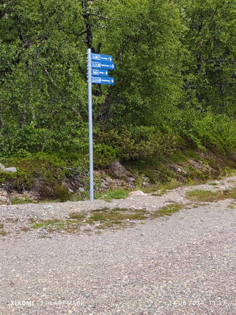 Routes naar de zomerparkeerplaats beginnen hier. 