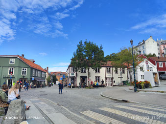 Het oude Trondheim en genieten van een ijsje