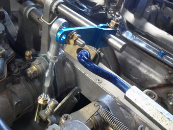 フェアレディ240Z キャブレターロッド修理