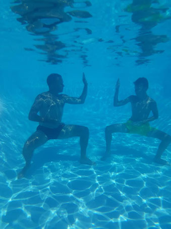 Bruno et Théo en shuto à Cavalaire swimming pool !!