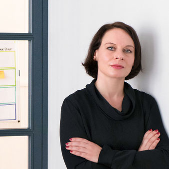 Portrait Karina Mecik, Scrum Master und Projekt Management | Unterschied & Macher