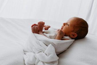 Baby Fotograf, Baby Shooting, Newborn Shooting drei Monate, Sevi Koch, Nicole Hecht, Babyfotograf Dingolfing, Babyfotograf Landshut, Babyfotograf Straubing, Babyfotograf Deggendorf, Newborn Fotograf, Stefanie Rössner
