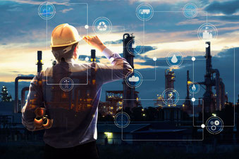 HSE Manager als Projektpersonal bei Sicherheitsbegehung auf einer Baustelle