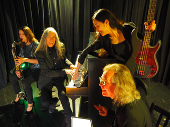 Felicitas Gätzschmann, Sirka Schwartz-Uppendieck, Yulim Kim, Michael Herrschel. Foto: Alexander Wang