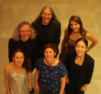 Medea Ensemble: vorne v.l.n.r. Izabella Effenberg, Caroline Hausen, Yulim Kim, hinten v.l.n.r. Michael Herrschel, Sirka Schwartz-Uppendieck, Felicitas Gätzschmann. Foto: Yeongju Ko