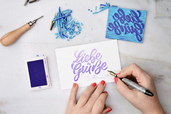 Liebe Grüsse - dein eigenes Lettering als Stempel selbermachen (Linolschnitt)