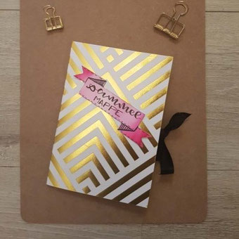 Bastle aus Briefumschlägen ganz einfach eine Sammelmappe für deine Letterings oder sonstigen Kleinigkeiten - eine DIY Anleitung