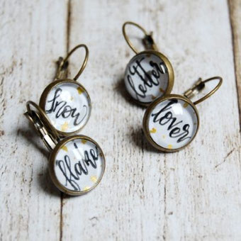 DIY Cabochon Ohrringe mit Lettering selber machen