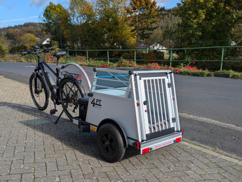 Foto zeigt die Trapezbox Safester mit Extras auf der Basis LP 65 4-PT