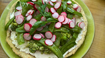 Tarte aux petits légumes de printemps