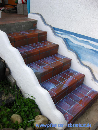 Treppe verschönern Fliesen überputzen Beton