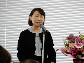 来栖 史江氏