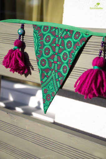 Ornament grün pink