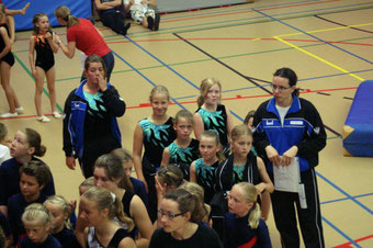 Districtsfinale groepsspringen Aalten - 27-06-2009