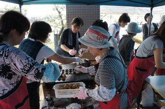 『大潟商工会女性部』さんの『たこ焼き屋』