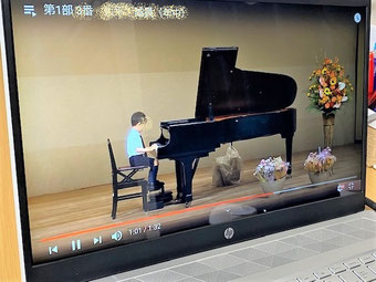 ピアノ教室発表会を　動画撮影　複数カメラで動画撮影