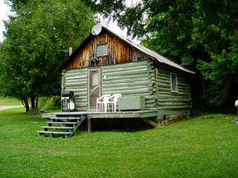 Petit Chalet, rivière du Lièvre