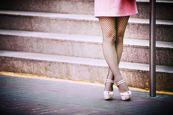 ハイヒールの女性