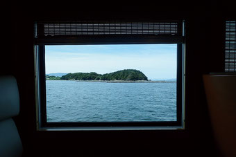 フェリーからみえた瀬戸内海の景色