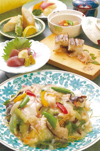 昼食イメージ