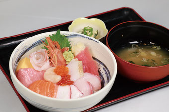 昼食イメージ
