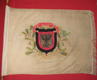 Älteste Fahne der Turngemeinde Künzelsau von 1849, Vorderseite