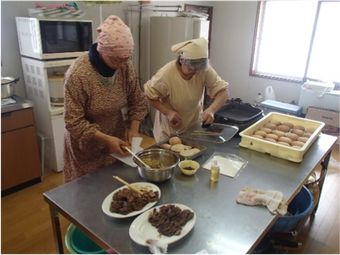 鹿バーガーを焼いています