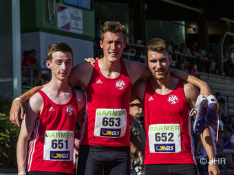 V.l.: Jonas Hochstrate, Jan David Ridder und Erik Höpfner unterboten in starken 7:40,16 Minuten die U20-DM-Norm über 3x1000m. (Foto: Jan-Hendrik Ridder)