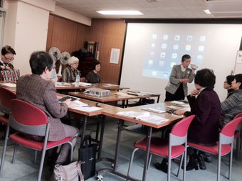 ☆写真は午前の部認知症予防のためのiPad 増設講座3日目。