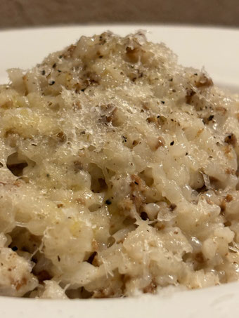 90. 白いボロネーゼのリゾット 白トリュフ風味 〜ボロネーゼベース〜 🧀 1,200円