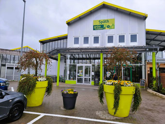 Garten-Center Späth, Villingen-Schwenningen, Neuer Markt 10, zu vermieten Außenstellplatz