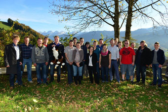 Gruppenbild: Zukunftsseminar im herbstlichen Toggenburg