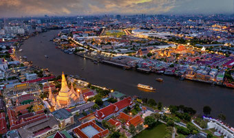 Wat Arun Bankoke - Stalnionytė